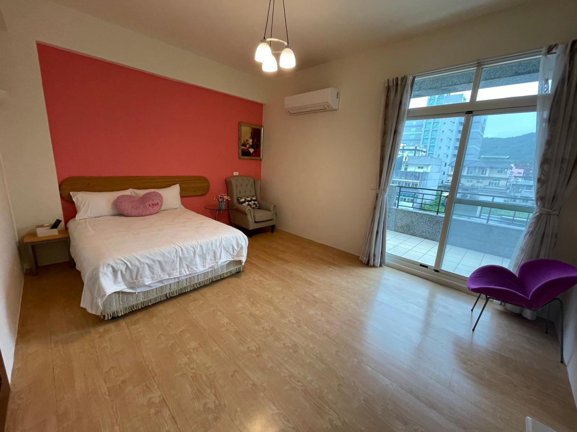 Hong Ting Xuan Apartment Taitung ภายนอก รูปภาพ