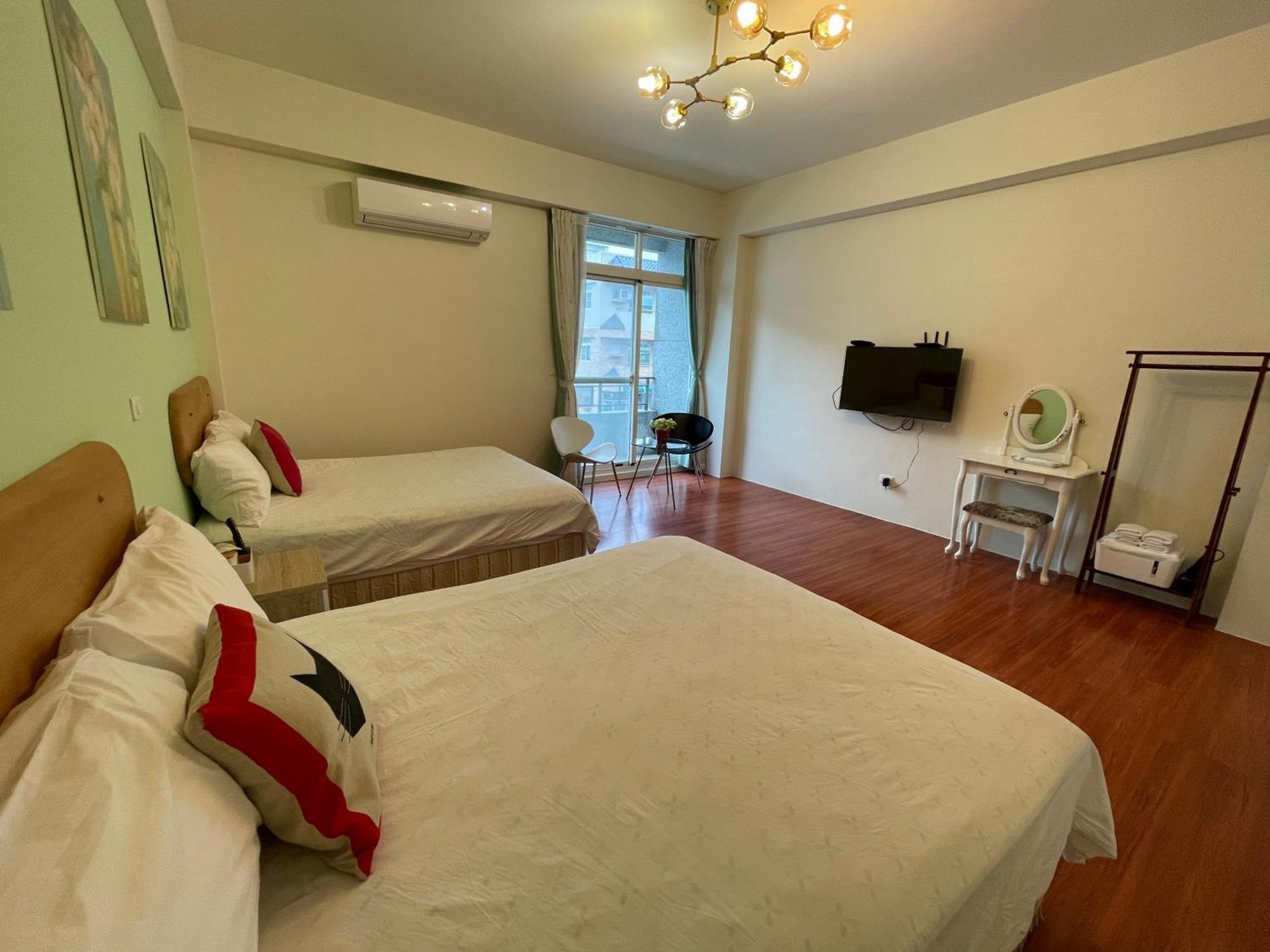 Hong Ting Xuan Apartment Taitung ภายนอก รูปภาพ